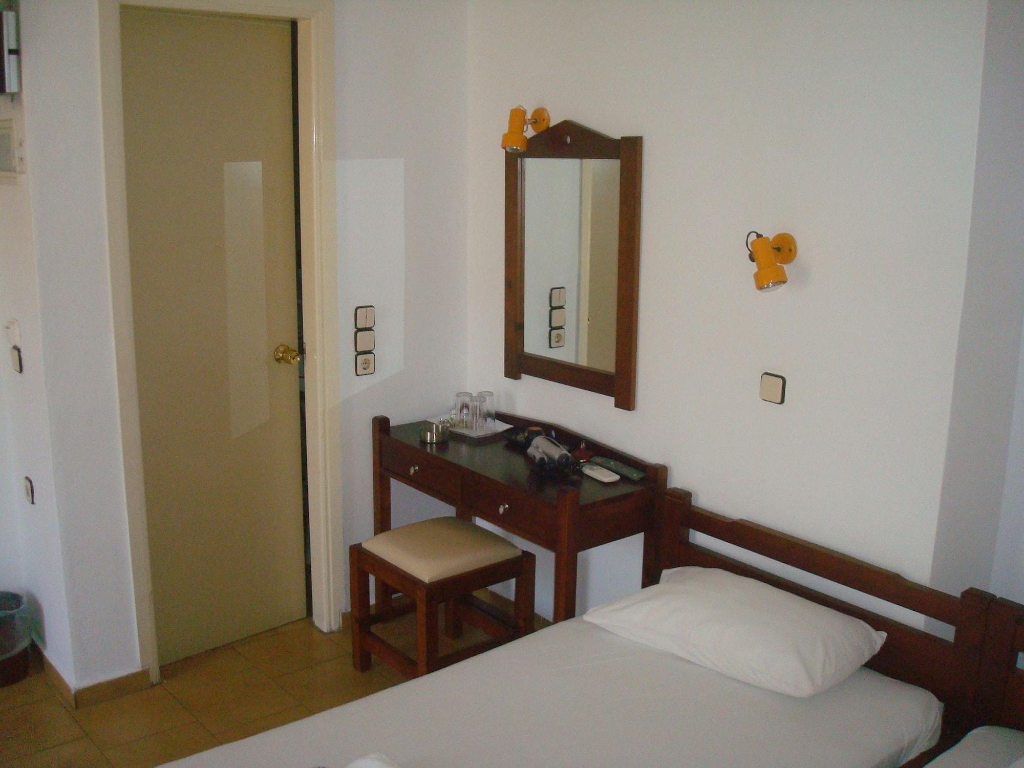 Hotel Aghas Paleochora Exterior foto